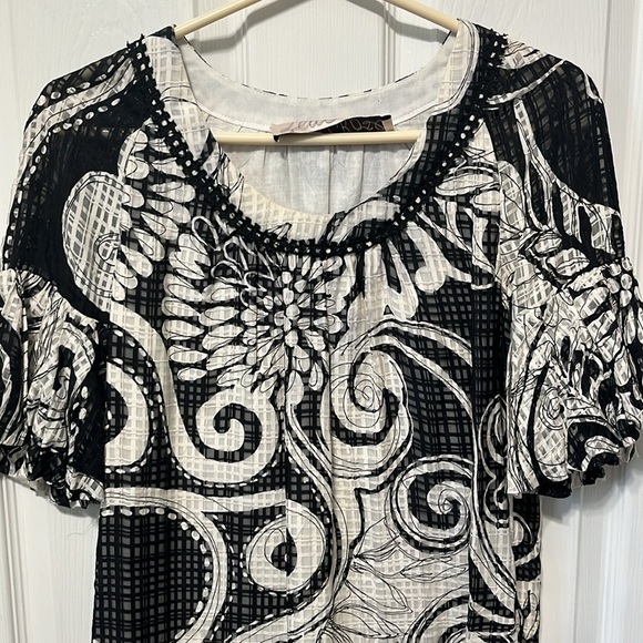 Lela Rose Floral Cream and Black Dress Size 2 FLAWED - Picture 3 of 9